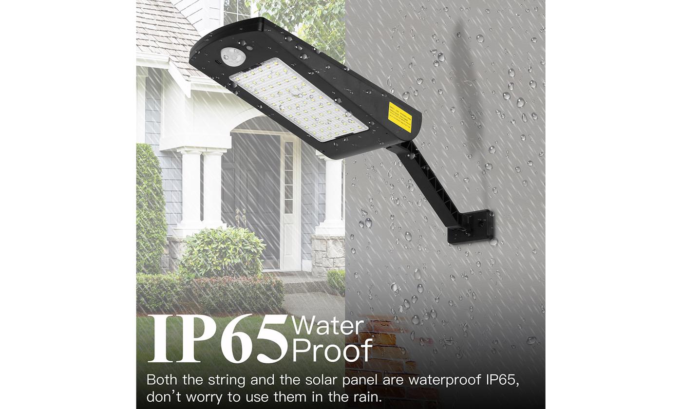 IP65 Waterproof Solar Wall Light 66 Lamp Beads Three Light Modes Remote Control